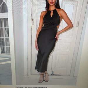 Hello Molly satin glow getter